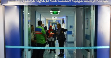 محافظ الإسماعيلية يتفقد العيادة التخصصية لأمراض السكر بالمستشفى العام
