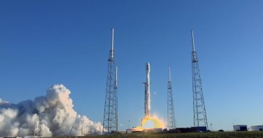 "سبيس إكس" تؤجل إطلاق صاروخ يحمل أقمارا صناعية للإنترنت للمرة الثالثة