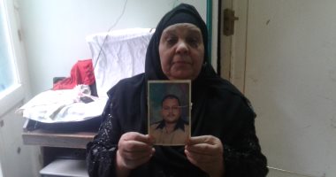 فيديو وصور.. أم عجوز بسوهاج تطالب ابنها الغائب منذ 12 عاما بالعودة قبل وفاتها