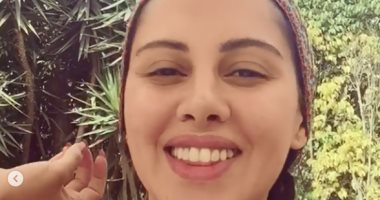 فيديو.. ياسمين رئيس تستمتع بأجواء الصيف وترقص بالمايوه