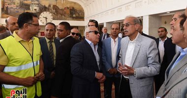 رئيس الوزراء يترأس اجتماعا للقيادات التنفيذية بمحافظة بورسعيد - صور