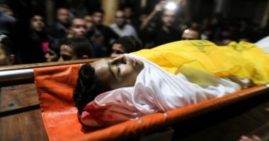 صور.. تشييع جثمان شهيد فلسطينى فى أحداث جمعة الأسرى