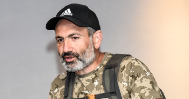 ترشيح المعارض الأرمينى باشينيان لمنصب رئيس وزراء