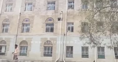 فيديو.. مستشفى الثورة بتعز تقف تحت القصف العشوائى