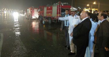 صور.. مدير أمن القاهرة يتفقد الحالة المرورية ويوجه بسرعة شفط مياه الأمطار
