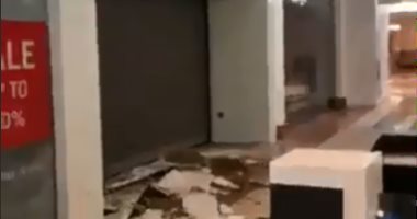 فيديو وصور.. إخلاء مول "بوينت 90" بعد انهيار بالأسقف بسبب شدة الأمطار
