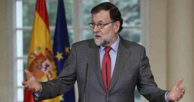 رئيس الحكومة الإسبانية يتجاهل تهنئة برشلونة بلقب الليجا