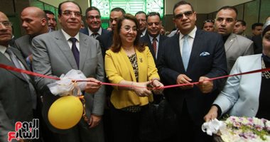وزيرة التضامن تفتتح أحدث وحدة لعلاج الإدمان بجامعة المنصورة 