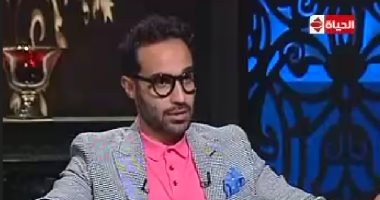 الفنان أحمد فهمى: أتمنى إلغاء خانة الديانة من البطاقة كونها عنصرية