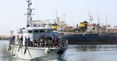 صور.. إنقاذ عشرات المهاجرين غير الشرعيين قرابة السواحل الليبية