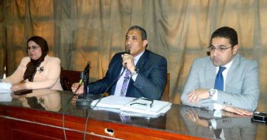 نائب محافظ القاهرة يناقش إنشاء مدارس جديدة مع الأبنية التعليمية