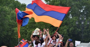 صور.. احتفالات فى أرمينيا بعد انتخاب نيكول باشينيان رئيسا للوزراء