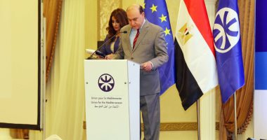 نائب رئيس المنطقة الاقتصادية: مصر تسعى لتكون مركز للتجارة العالمية