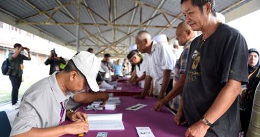 صور.. انطلاق الانتخابات العامة فى ماليزيا.. والمواطنون يدلون بأصواتهم