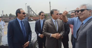 وصول وزير النقل لميناء الإسكندرية لبدء افتتاح مشروعات جديدة
