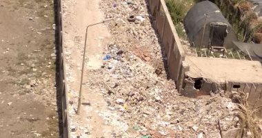 شكوى من تراكم القمامة بشارع طارق يحيى فى الهرم