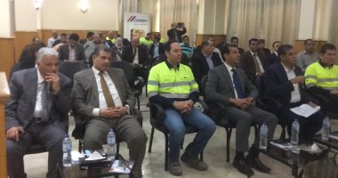 صور.. وزير البيئة يتفقد شركة أسمنت أسيوط لمتابعة استخدام الوقود البديل