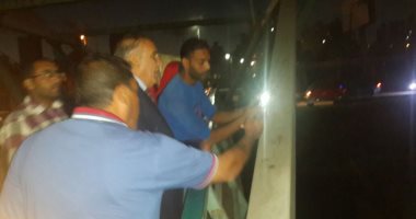 محافظ الإسكندرية يكلف بمتابعة حادث سقوط سيارات بسبب الانهيار الجزئى 