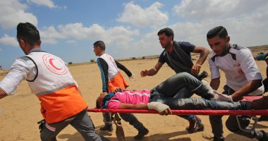 إصابة شبان فلسطينيين بالاختناق خلال مواجهات مع الاحتلال الإسرائيلى فى الخليل