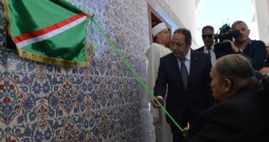 الرئيس الجزائرى يزور المسجد الأعظم بالعاصمة فى ثانى ظهور منذ بداية العام