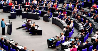 البرلمان الألماني يعلق على طلب كييف بتوريد أسلحة محرمة دوليا