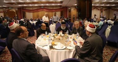 صور وفيديو.. سياسيون ومحافظون ونجوم الفن والإعلام فى حفل إفطار الشبان المسلمين والمسيحيين