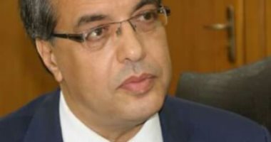 رئيس مدينة كفر البطيخ يصدر 25 قرار غلق لمنشآت تجارية بدون ترخيص