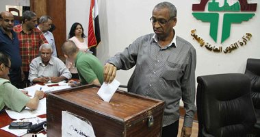 وزير القوى العاملة: إيقاف مدير مديرية القاهرة عن العمل بأول يوم انتخابات عمالية -صور