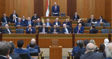 البرلمان اللبنانى يصادق على قانون لصالح التمديد لقائد الجيش وقادة الأمن