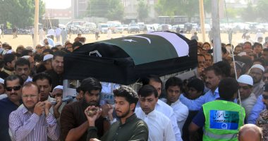 تشييع جثمان طالبة باكستانية قتلت فى حادث إطلاق نار بولاية تكساس - صور