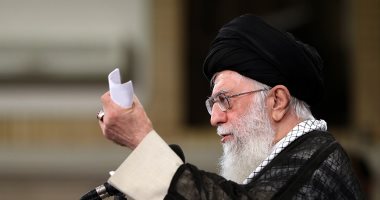 خامنئى يقلل من العقوبات الأمريكية: إيران لا تخشى شيئاَ