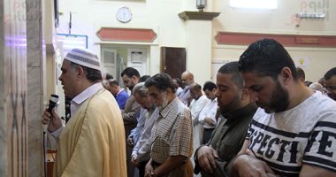 روحانيات إيمانية فى صلاة الجمعة الثانية من رمضان بمسجد مصطفى محمود