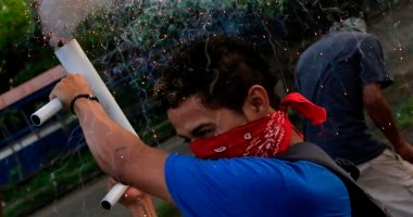 صور.. تجدد الاشتباكات فى نيكاراجوا والشوارع تتحول إلى ساحة حرب