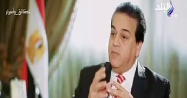 وزير التعليم العالى: 70 ألف وافد أجنبى يدرسون فى الجامعات المصرية