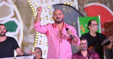 محمود العسيلى: عمرو دياب أسطورة الغناء فى مصر