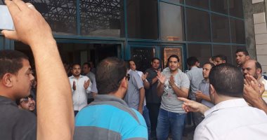 أمن مستشفى شبين الكوم الجامعى يطالبون بالتثبيت