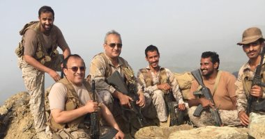 قائد القوات المشتركة للتحالف العربى يتفقد الوحدات بمنطقة العمليات باليمن   