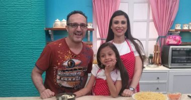 احتفال وفرحة بانتهاء تصوير حلقات برنامج "أنا وماما" أول فورمات طبخ مصرى