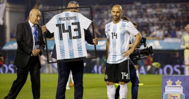 رسميا.. ماسكيرانو يعتزل اللعب الدولى بعد وداع الأرجنتين لكأس العالم