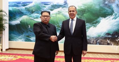 فيديو.. تعرف على هدية وزير الخارجية الروسى إلى زعيم كوريا الشمالية