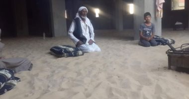 صور.. أبناء قبيلة العقايلة بسيناء يتوارثون تقاليد إحياء ليالى رمضان