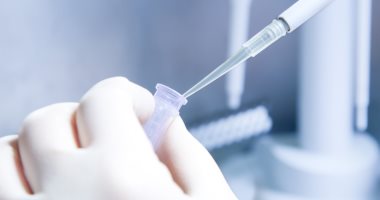 خدمة لاختبار الـDNA تعرض الآلاف من السجلات الوراثية لعملائها للاختراق