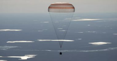  ثلاثة رواد فضاء يعودون إلى الأرض اليوم من محطة الفضاء الدولية