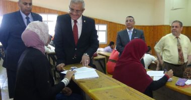 رئيس جامعة المنيا يتفقد اللجان فى الأسبوع الثالث من امتحانات الفصل الدراسى الثانى