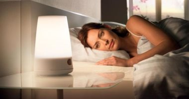 نام فى الضلمة.. التعرض للضوء أثناء النوم يرفع خطر الإصابة بالسكر