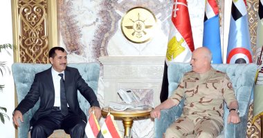 الفريق محمد فريد يلتقى رئيس هيئة الأركان العامة للجيش اليمنى