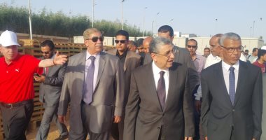 صور.. وزير الكهرباء ومحافظ الإسماعيلية يتفقدان المخازن المركزية بالمحافظة
