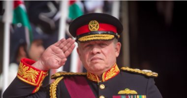ملك الأردن يبحث بمقر قيادة الجيش التطورات على الحدود الشمالية للمملكة