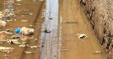 اضبط مخالفة.. مياه الصرف الصحى تغرق شوارع قرية سحيم بالغربية