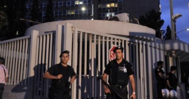 السلطات اليونانية تحبط محاولة اقتحام وزارة الحماية المدنية